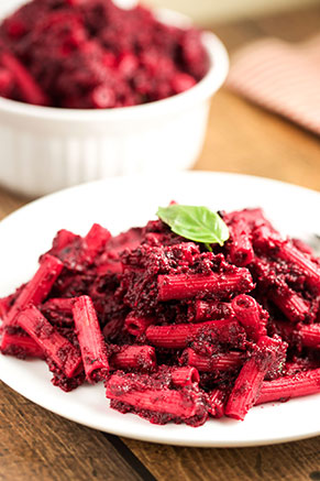 Banza Beet Pesto