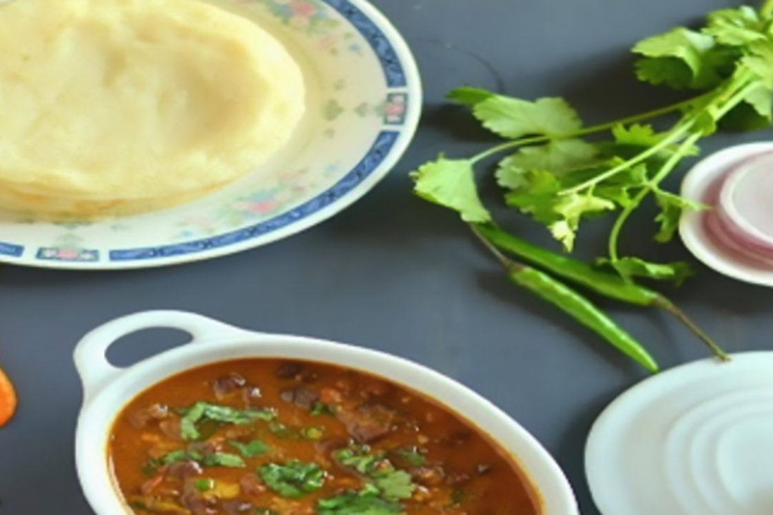 Ghugni with Dhuska - Mains Recipe