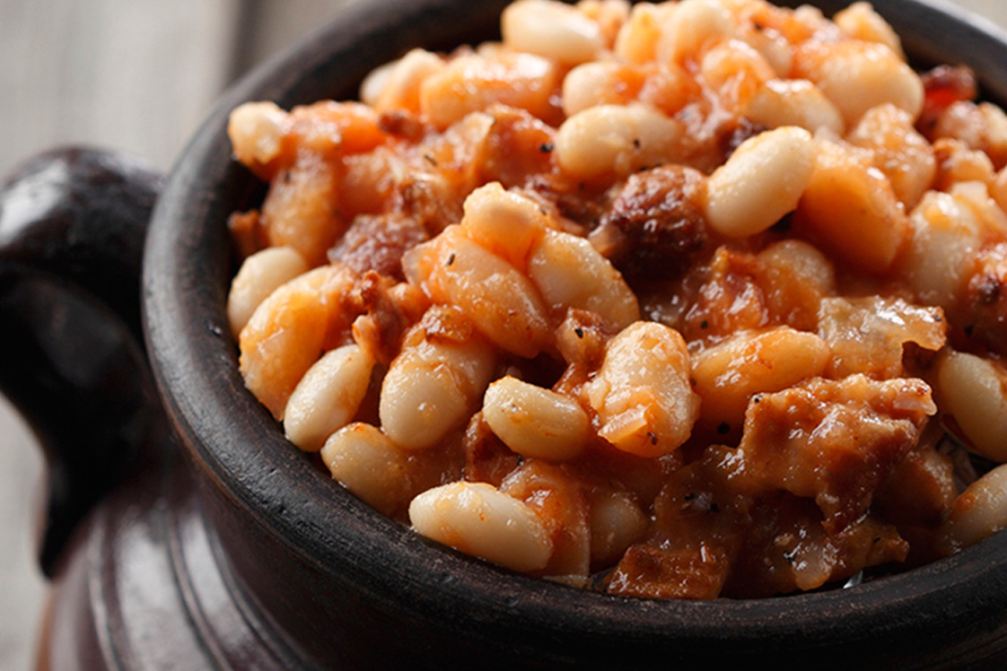 Alberta Beans & Bacon - Mains, Salads, Soups & Stews Recipe