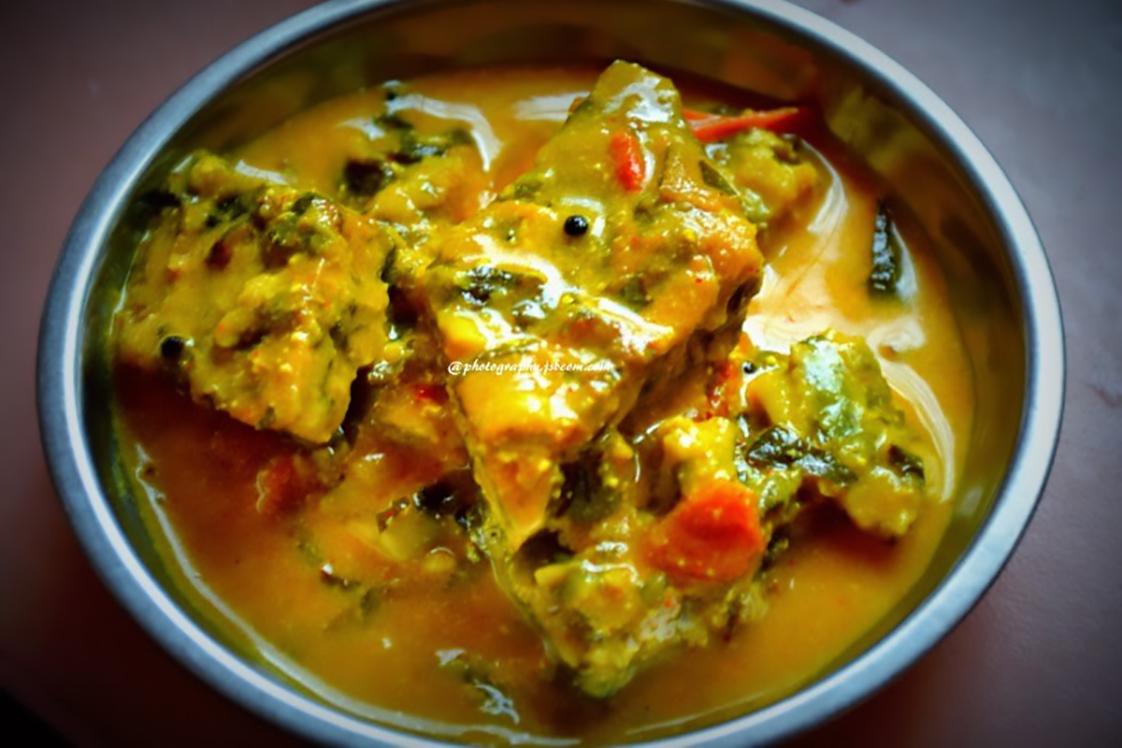 Kochai/Arbi/Colocasia ke Patte ki Kadi (Idahar) - Salads, Soups & Stews Recipe
