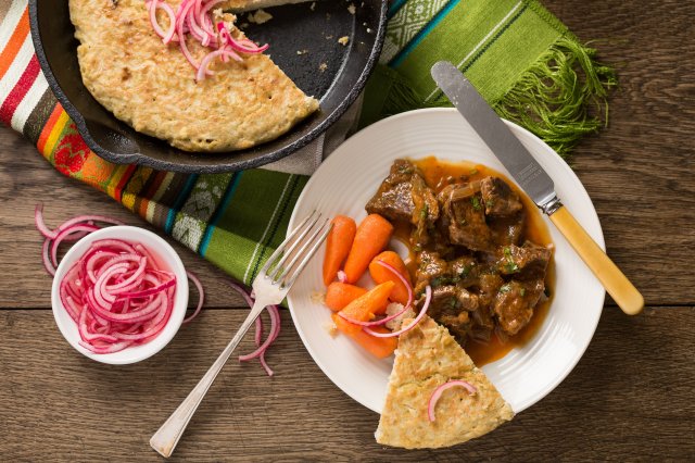 Peru, Short rib stew tacu tacu