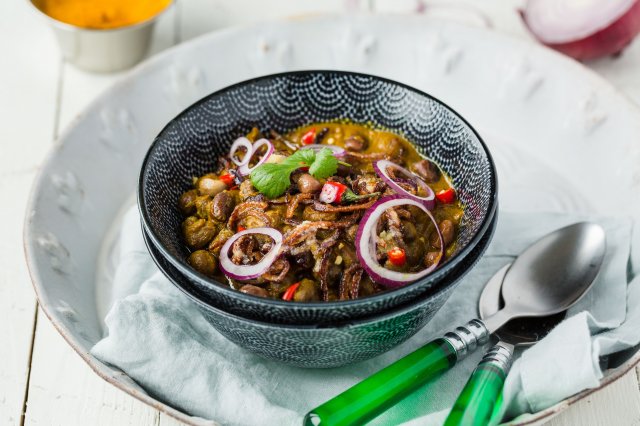 Myanmar Roasted Lablab beans