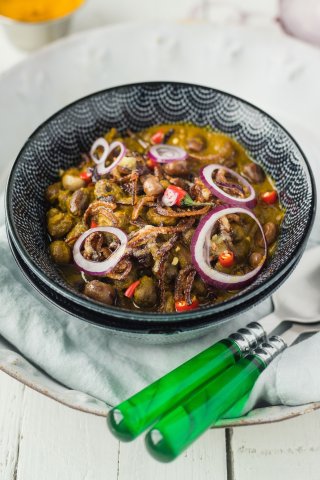 Myanmar Roasted Lablab beans